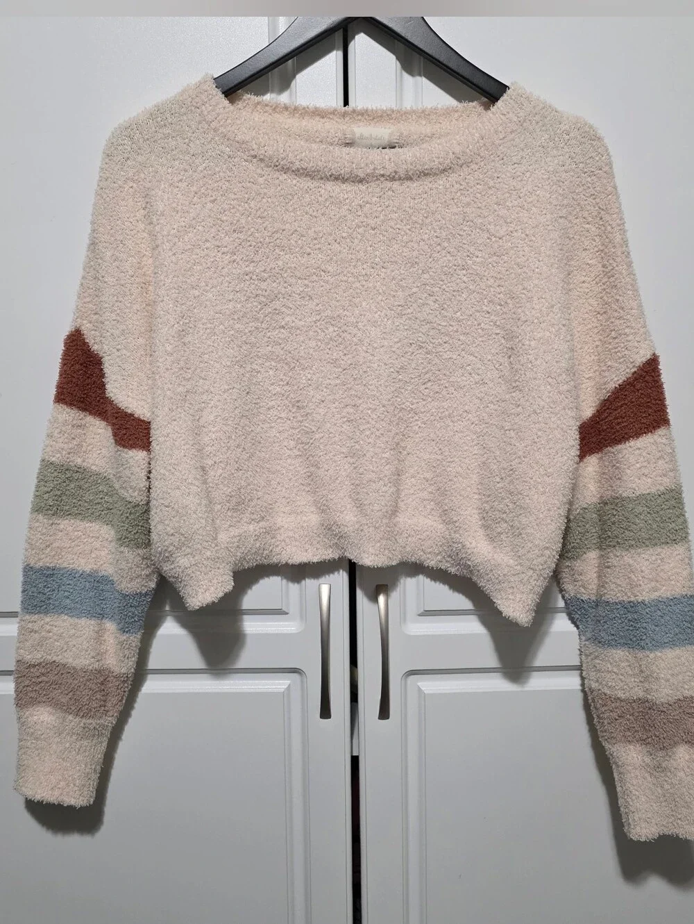 Altar'd State Womens Fleece Fuzzy Stripe Sleeve Oversized Semi Cropped Sweater